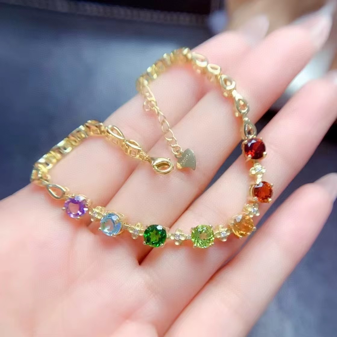 Al Ain Jewelry & Watches Exhibition 2025 - Butik Takı Kadın Bileklik 925 Saf