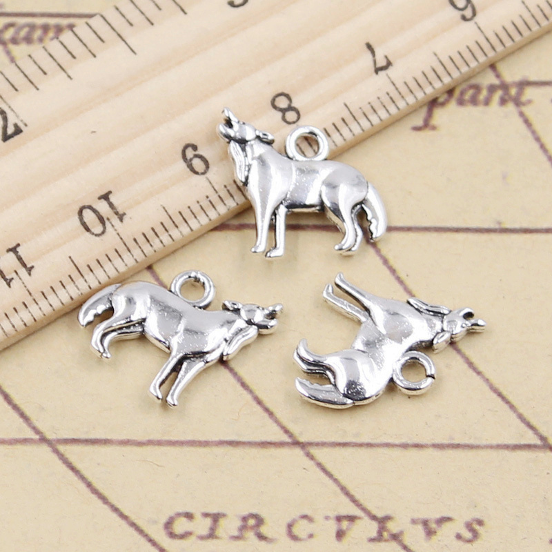 Wolf Jewelry & Watches Tampa Reviews - 20 adet Charms kükreyen kurt 15x17mm